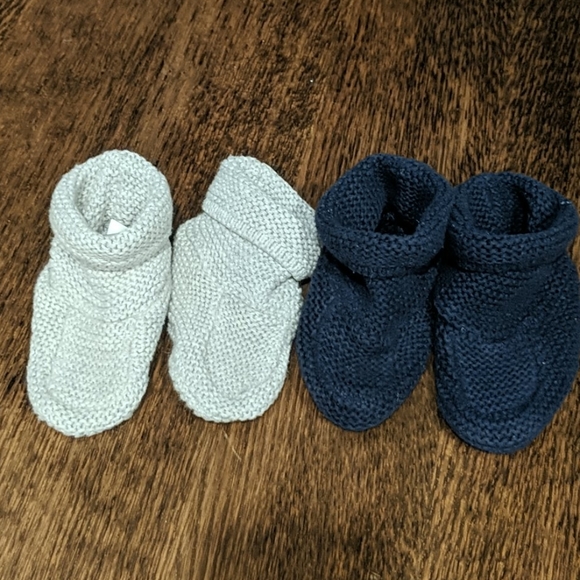 gap knit booties